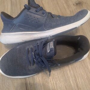 Nike Navy Athletic Sneakers. In Used Condition See Pictures for flaws